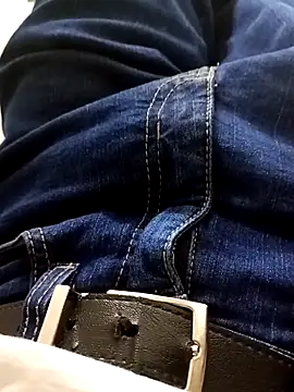 magrinhogostoso696 online show from 18, 10, 2025