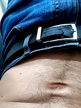 magrinhogostoso696 online show from 25, 10, 2025