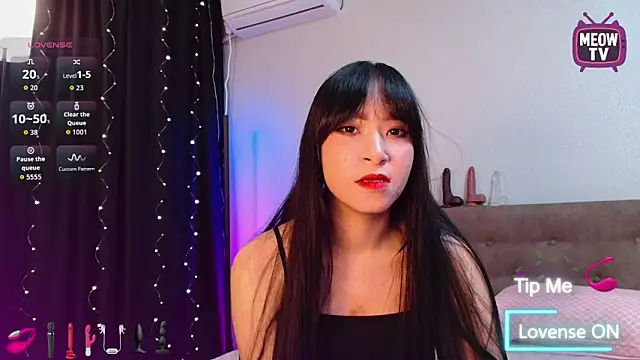 miyakimi0101 online show from 7, 10, 2025