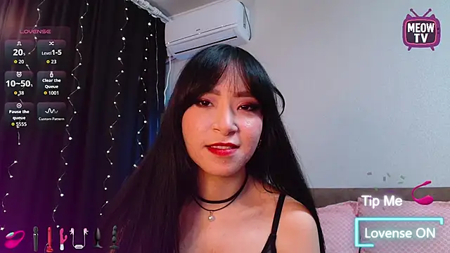 miyakimi0101 online show from 10, 10, 2025