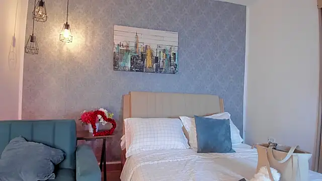 Lucia Brown  online show from 15, 2, 2026