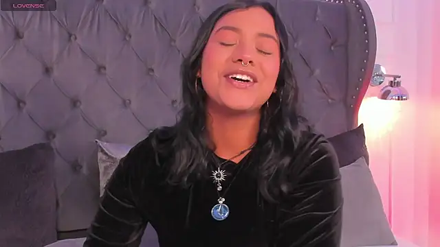 regina noctixx online show from 10, 2, 2026