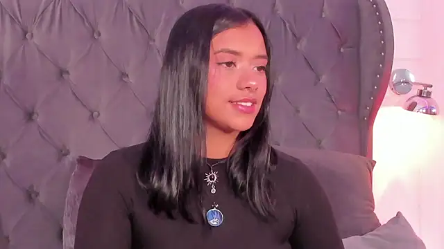 regina noctixx online show from 12, 1, 2026