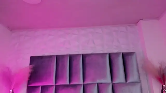 Selene bennet online show from 31, 3, 2026