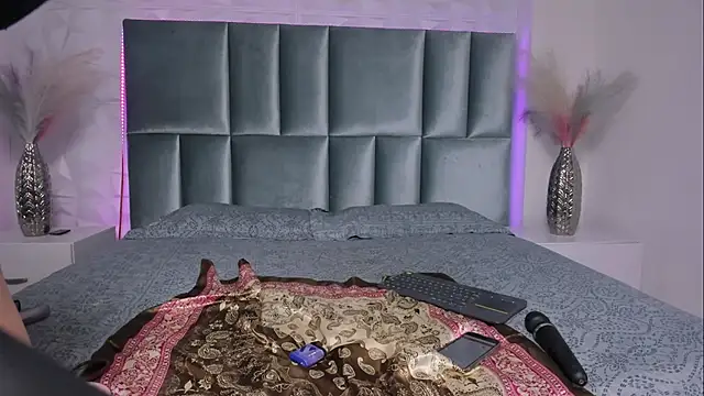 Selene bennet online show from 12, 11, 2025