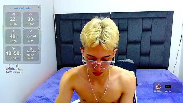 Snapshot of skinny_bigcock02 chatting on 29, 9, 2025 skinny bigcock02 online show from 29, 9, 2025