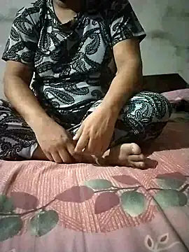 Snapshot of sharnjit299 chatting on 6, 10, 2025 sharnjit299 online show from 6, 10, 2025