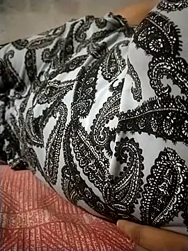 Snapshot of sharnjit299 chatting on 16, 10, 2025 sharnjit299 online show from 16, 10, 2025