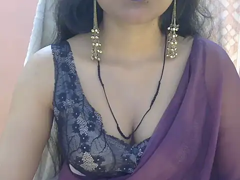Cute Pihu01 online show from 24, 6, 2026