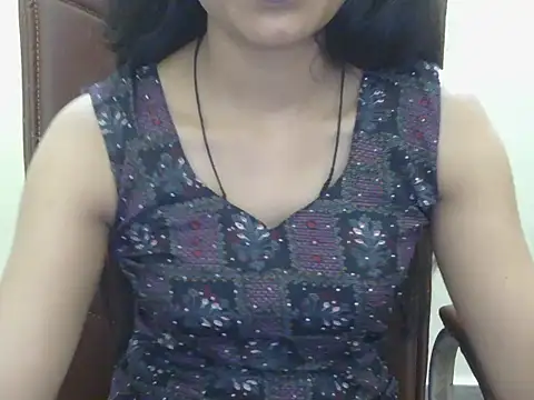 Cute Pihu01 online show from 2, 10, 2025