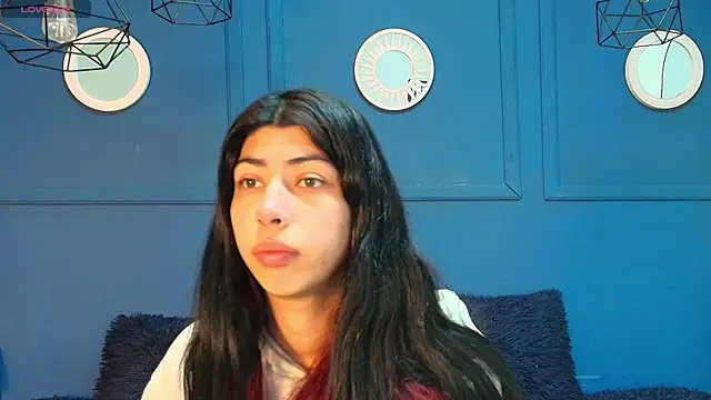 Cassie bloom online show from 23, 10, 2025