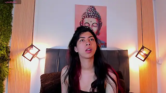 Cassie bloom online show from 7, 11, 2025