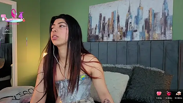 Cassie bloom online show from 10, 5, 2026