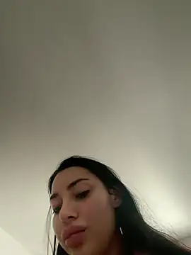 Mia Splash online show from 2, 3, 2026