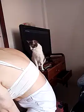 Snapshot of chanel-2025 chatting on 12, 10, 2025 chanel-2025 online show from 12, 10, 2025