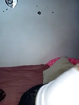 Snapshot of chanel-2025 chatting on 28, 11, 2025 chanel-2025 online show from 28, 11, 2025