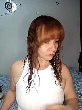 Snapshot of chanel-2025 chatting on 14, 11, 2025 chanel-2025 online show from 14, 11, 2025