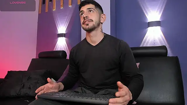 AlejandroStormm online show from 21, 6, 2026
