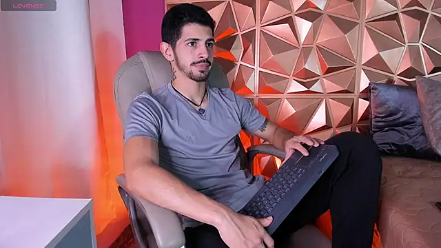 Snapshot of AlejandroStormm chatting on 21, 3, 2026 AlejandroStormm online show from 21, 3, 2026