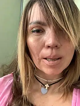 Ella Pearlie online show from 25, 2, 2025