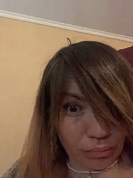 Ella Pearlie online show from 27, 2, 2025