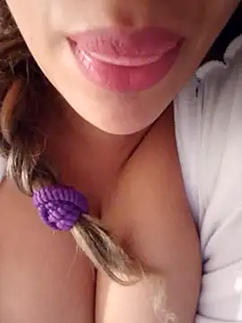 Sexlove1xo online show from 6, 3, 2025