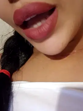 Sexlove1xo online show from 8, 11, 2025