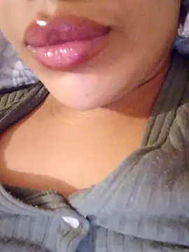 Sexlove1xo online show from 9, 10, 2025