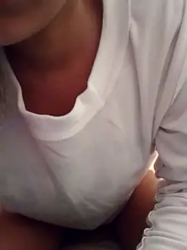 Sexlove1xo online show from 9, 3, 2025