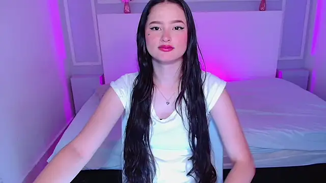 Snapshot of JasmineBella0 chatting on 9, 3, 2025 JasmineBella0 online show from 9, 3, 2025