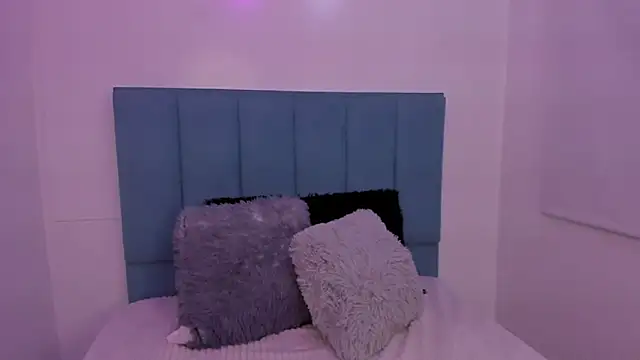 Anniie  Evans online show from 3, 11, 2025