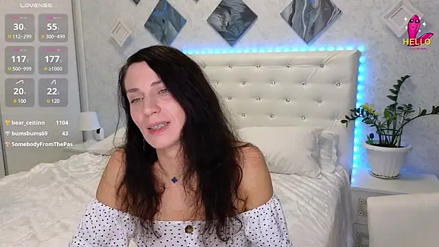 Snapshot of mylady_xenia chatting on 2, 3, 2025 mylady xenia online show from 2, 3, 2025
