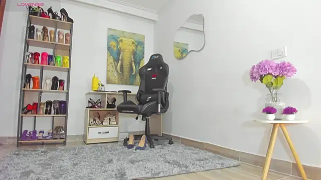 Camillevegas online show from 27, 11, 2025