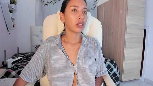 Emma lorense22 online show from 27, 11, 2025