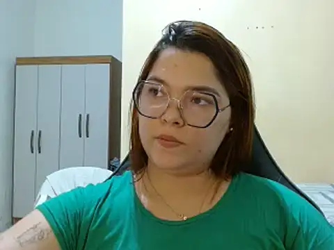 GoddessChaar online show from 19, 3, 2025