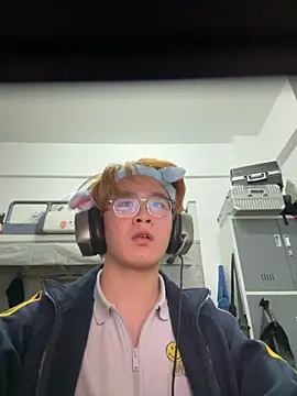 Anson0722 online show from 27, 10, 2025