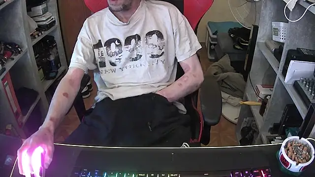 Snapshot of DerGeileLoveboy chatting on 8, 6, 2026 DerGeileLoveboy online show from 8, 6, 2026