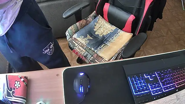 Snapshot of DerGeileLoveboy chatting on 30, 10, 2025 DerGeileLoveboy online show from 30, 10, 2025