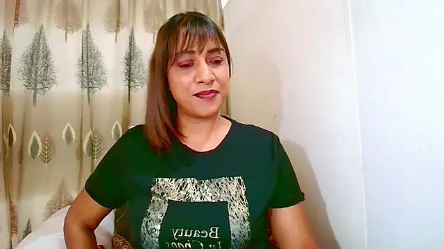 Snapshot of Indian_Erotic69 chatting on 8, 7, 2026 Indian Erotic69 online show from 8, 7, 2026