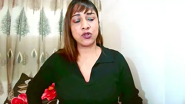 Snapshot of Indian_Erotic69 chatting on 13, 7, 2026 Indian Erotic69 online show from 13, 7, 2026