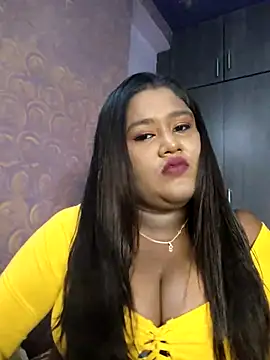horny diana online show from 17, 6, 2026