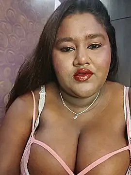 horny diana online show from 17, 7, 2026