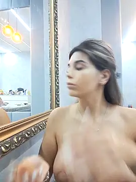 Snapshot of Bella_Posh chatting on 13, 11, 2025 Bella Posh online show from 13, 11, 2025