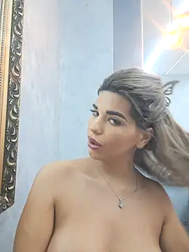 Bella Posh online show from 2, 12, 2025