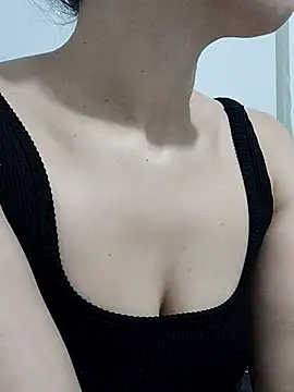 BUSE8821 online show from 21, 10, 2025