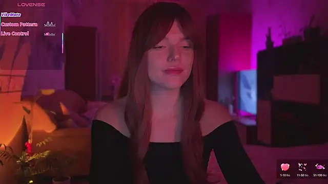 CherryRed Girl online show from 14, 4, 2026