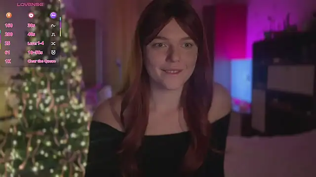 CherryRed Girl online show from 15, 12, 2025