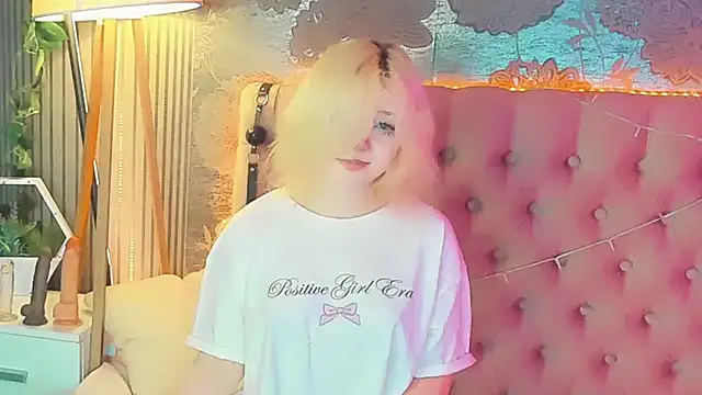 EmilyAngells online show from 19, 7, 2026