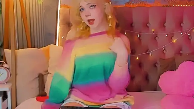 EmilyAngells online show from 13, 4, 2026