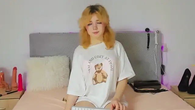 EmilyAngells online show from 24, 11, 2025